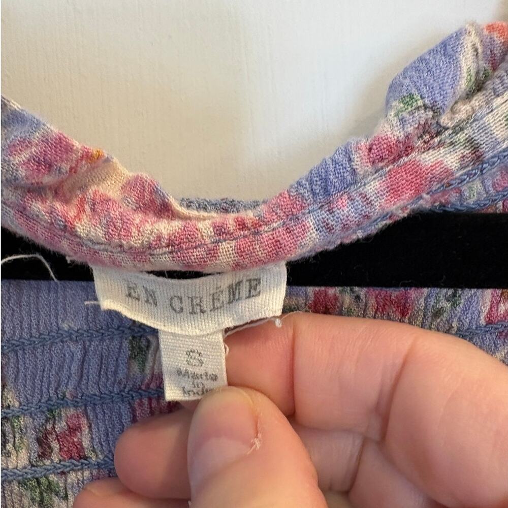 En Crème Lavender Floral Smocked Blouse Button Down Boho Peasant Top Size Small - Picture 3 of 4